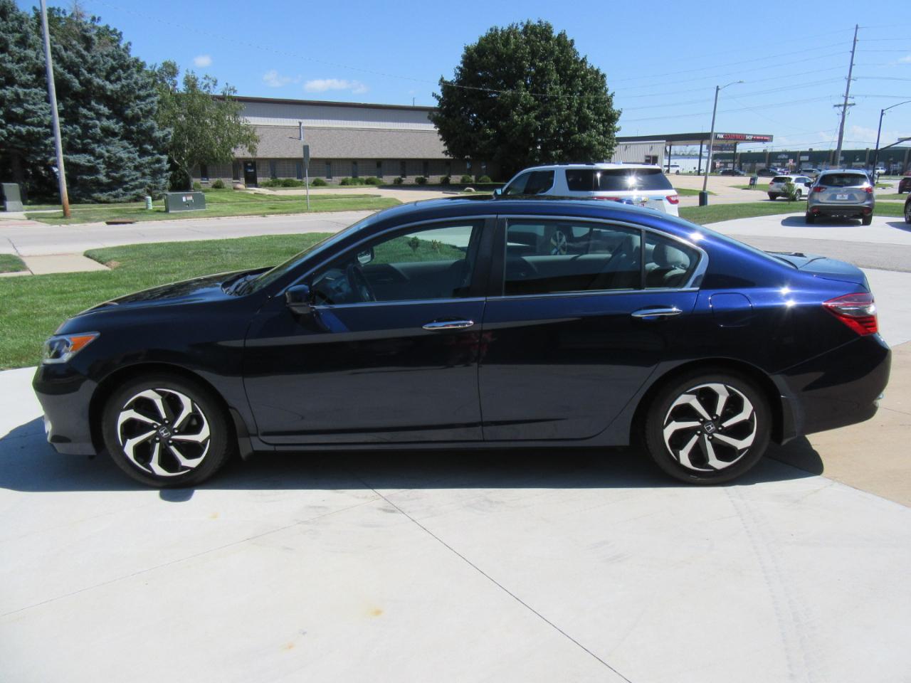 Honda Accord EX 2017