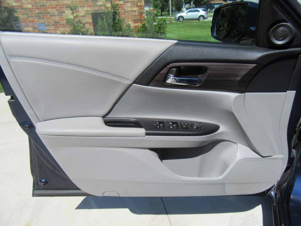 Honda Accord EX 2017