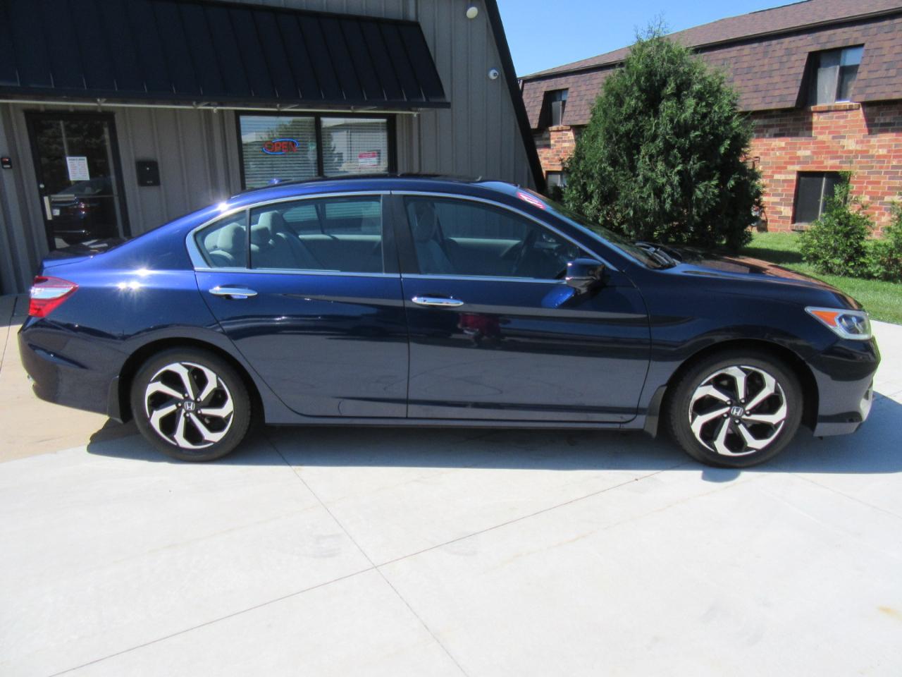 Honda Accord EX 2017