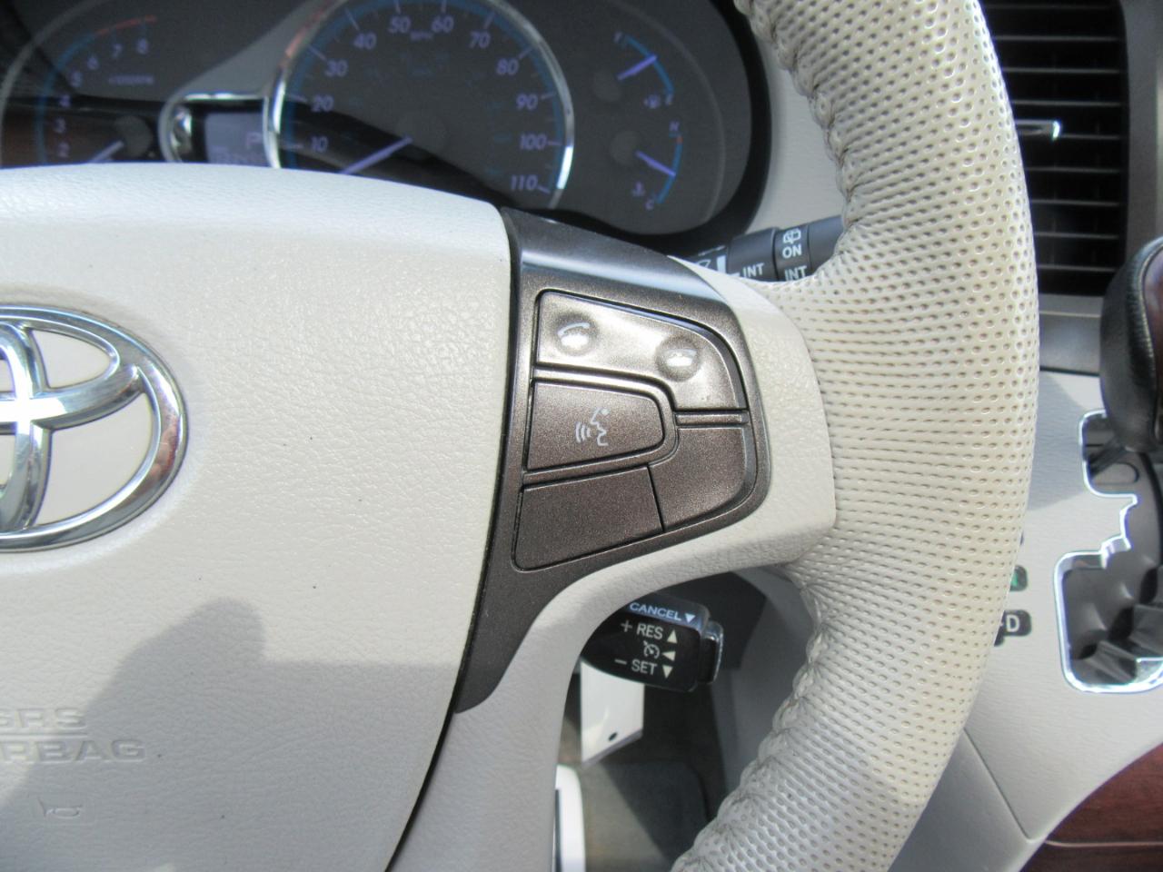 Toyota Sienna XLE AWD 7-Passenger V6 2014