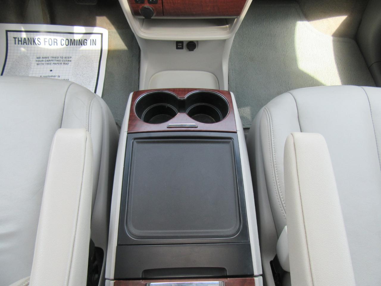 Toyota Sienna XLE AWD 7-Passenger V6 2014