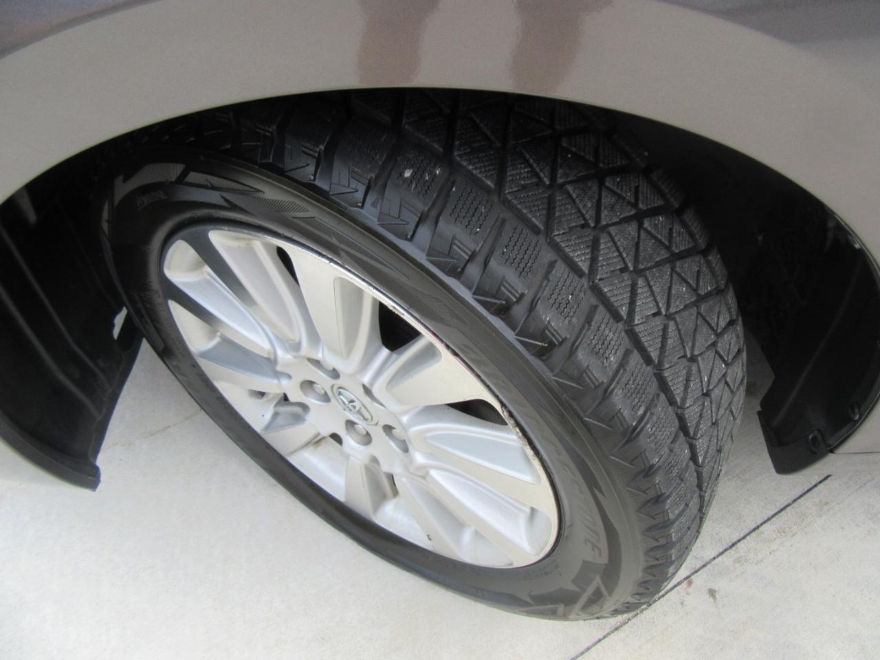 Toyota Sienna XLE AWD 7-Passenger V6 2014