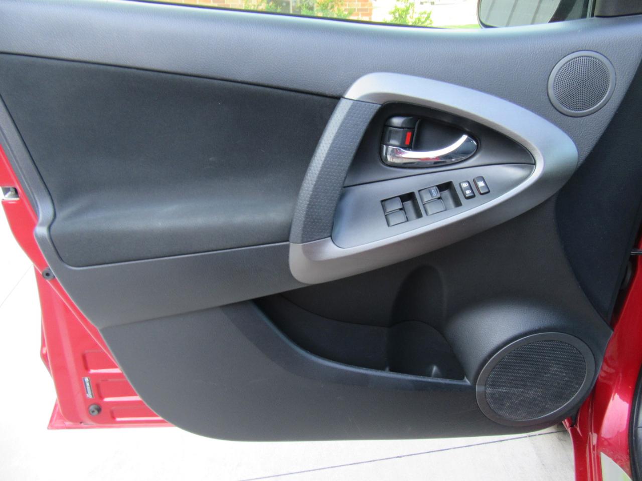 Toyota RAV4 Sport 2012