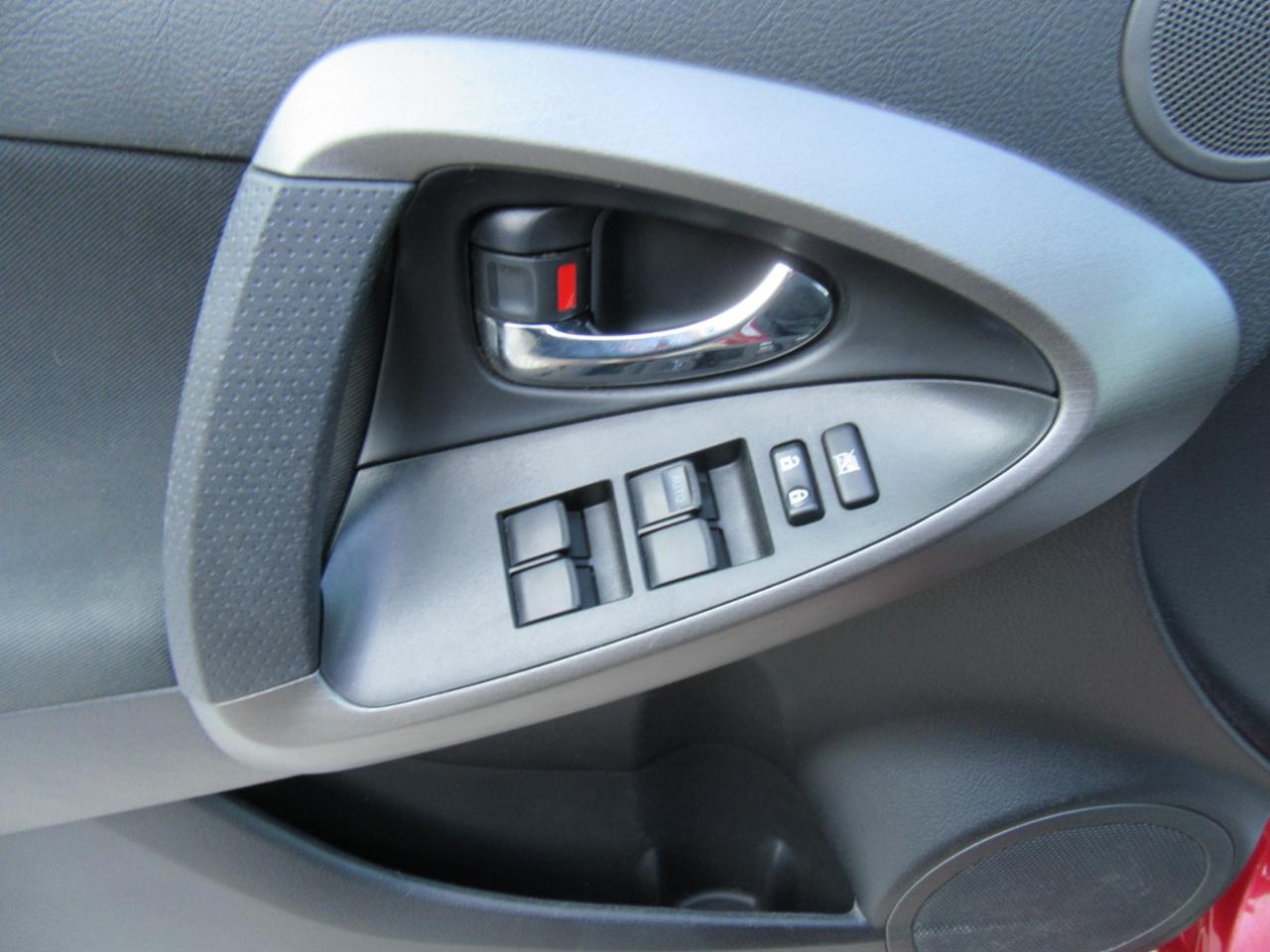 Toyota RAV4 Sport 2012