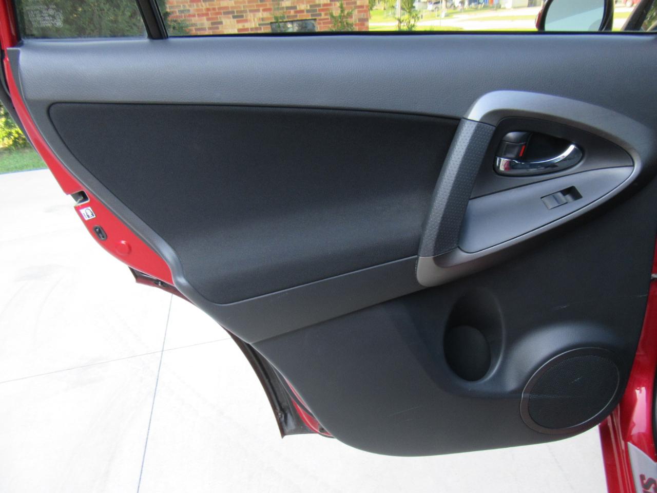 Toyota RAV4 Sport 2012