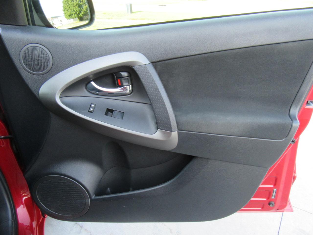 Toyota RAV4 Sport 2012