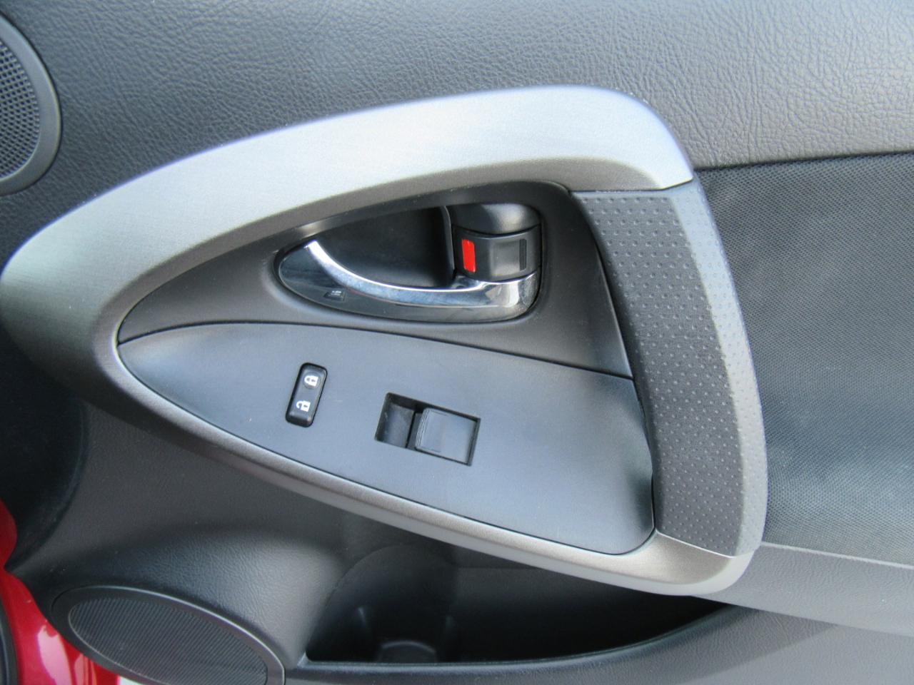 Toyota RAV4 Sport 2012