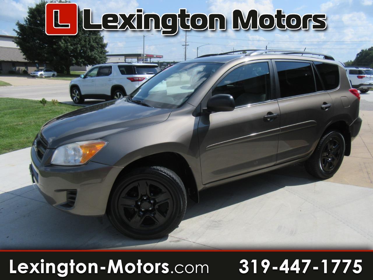 Toyota RAV4 Base 2011