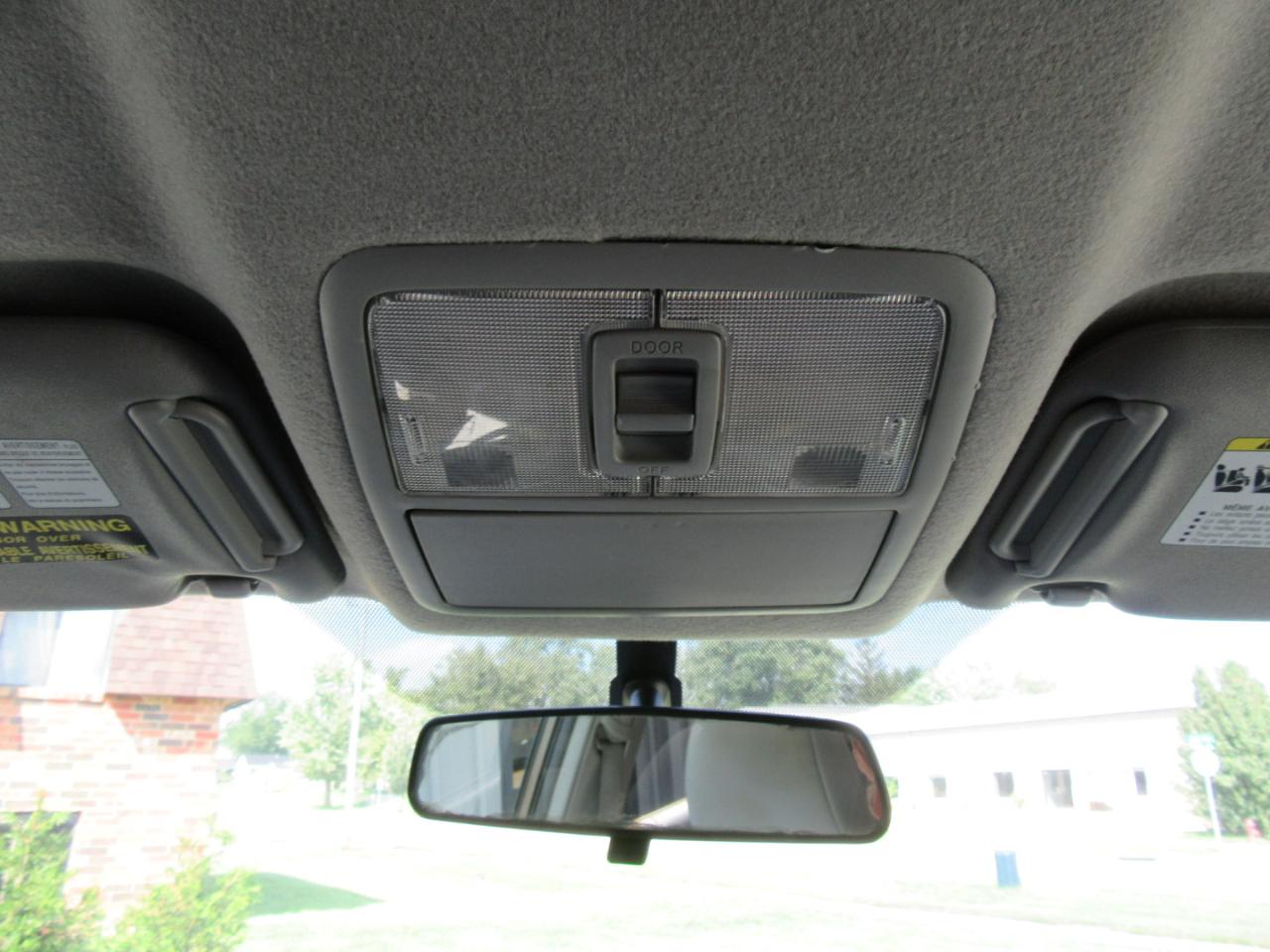 Toyota RAV4 Base 2011