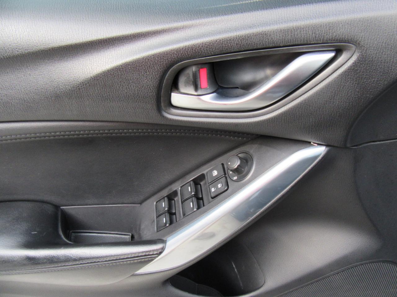 Mazda MAZDA6 i Touring 2015