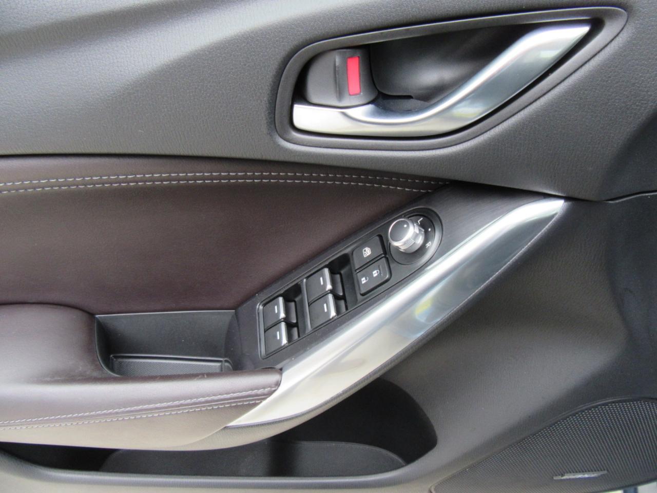 Mazda MAZDA6 i Grand Touring 2016