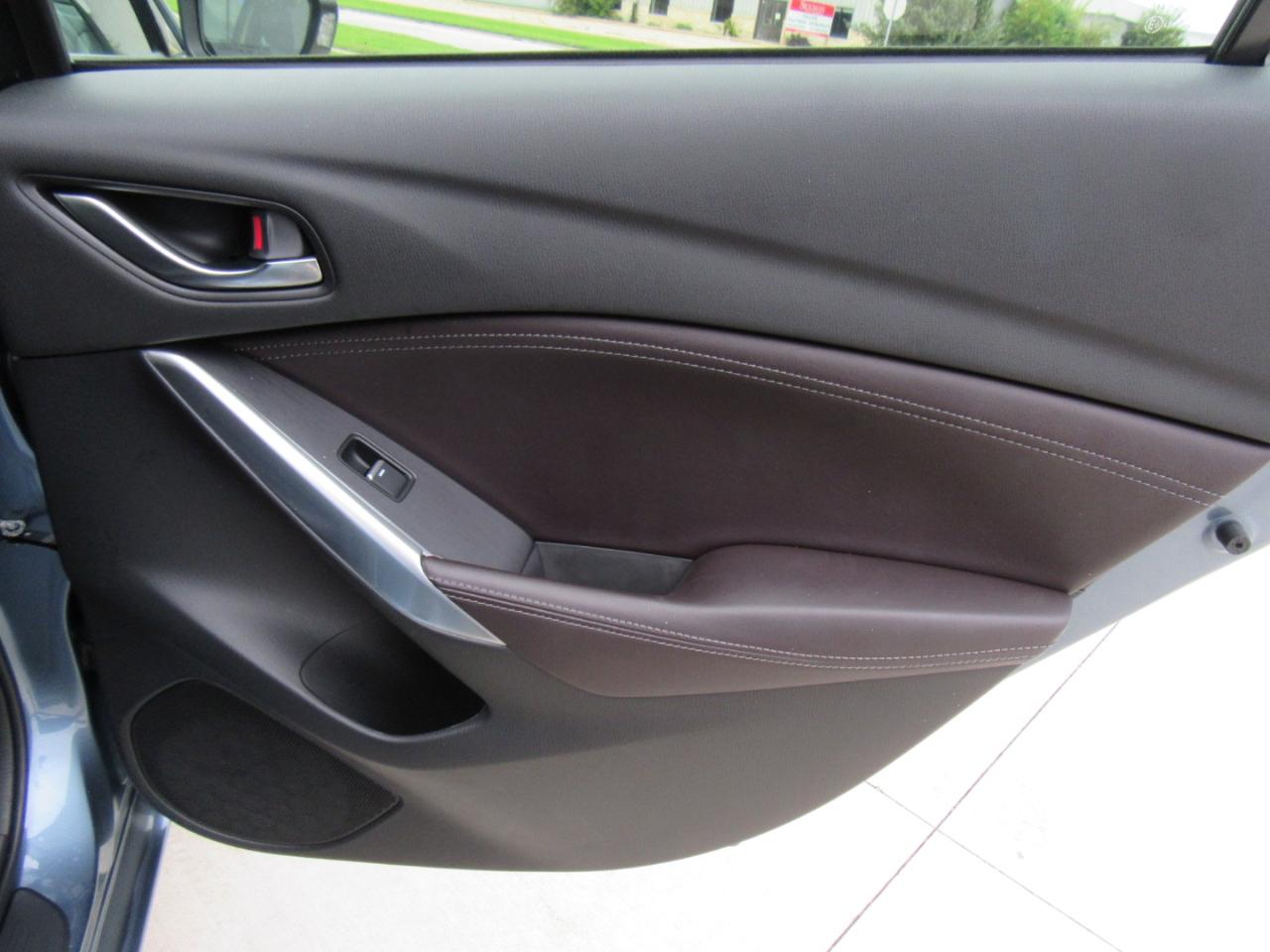 Mazda MAZDA6 i Grand Touring 2016