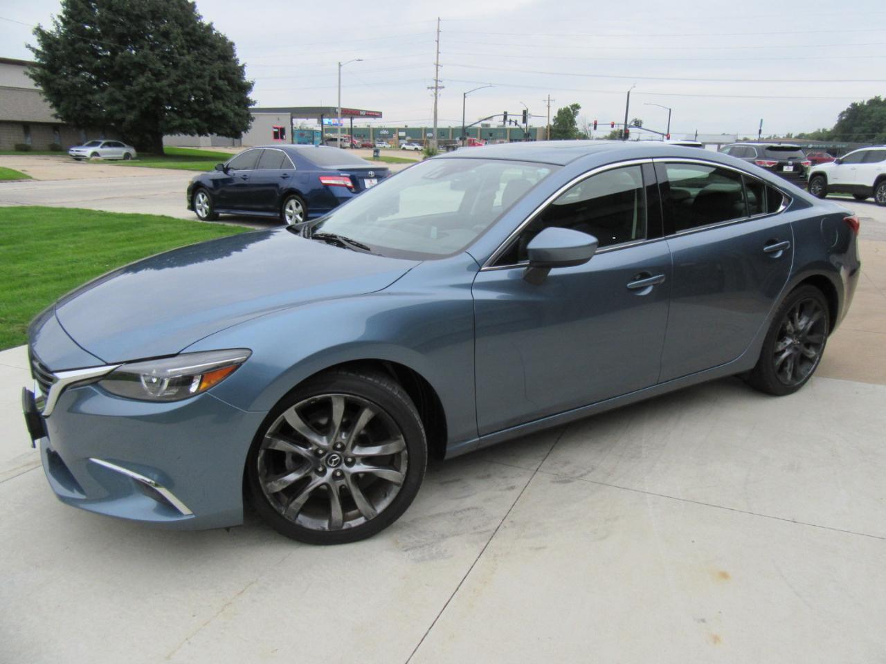 Mazda MAZDA6 i Grand Touring 2016