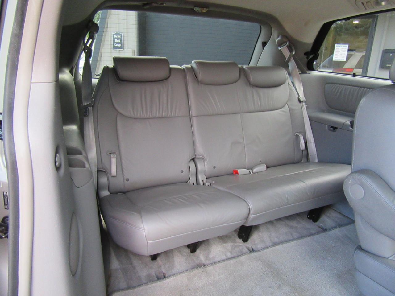 Toyota Sienna XLE 2008