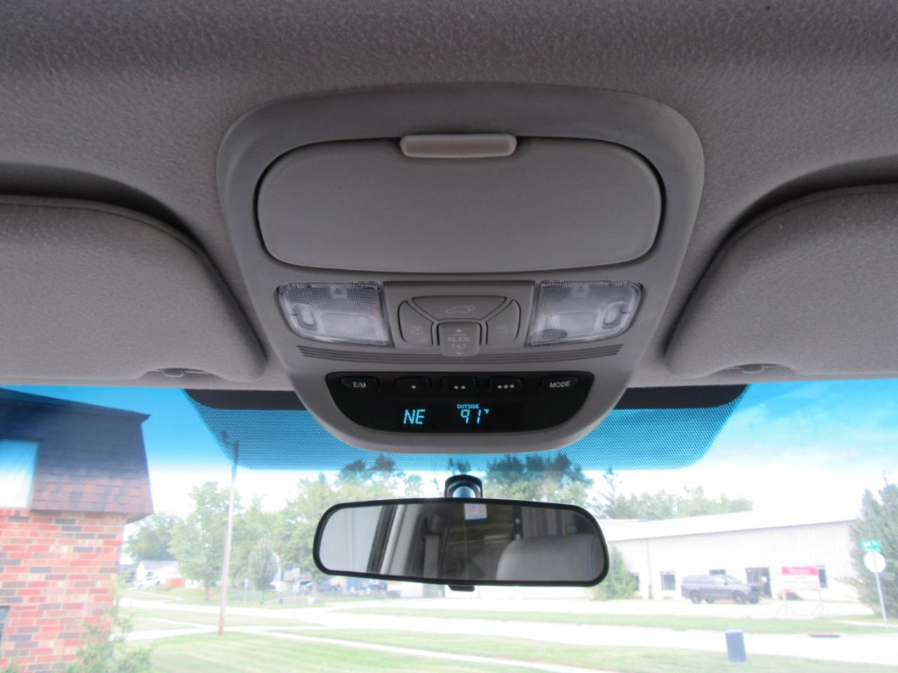 Toyota Sienna XLE 2008