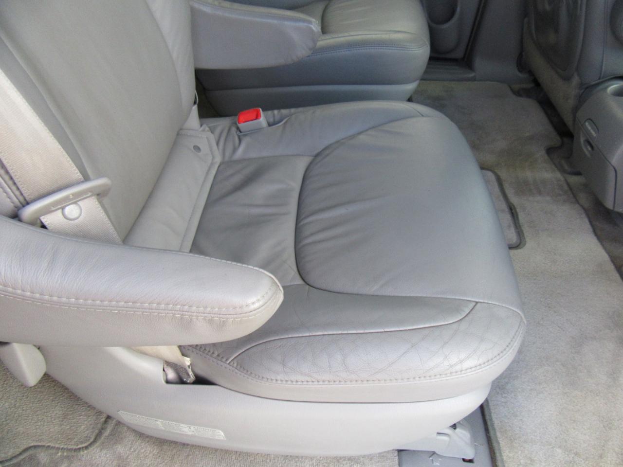 Toyota Sienna XLE 2008