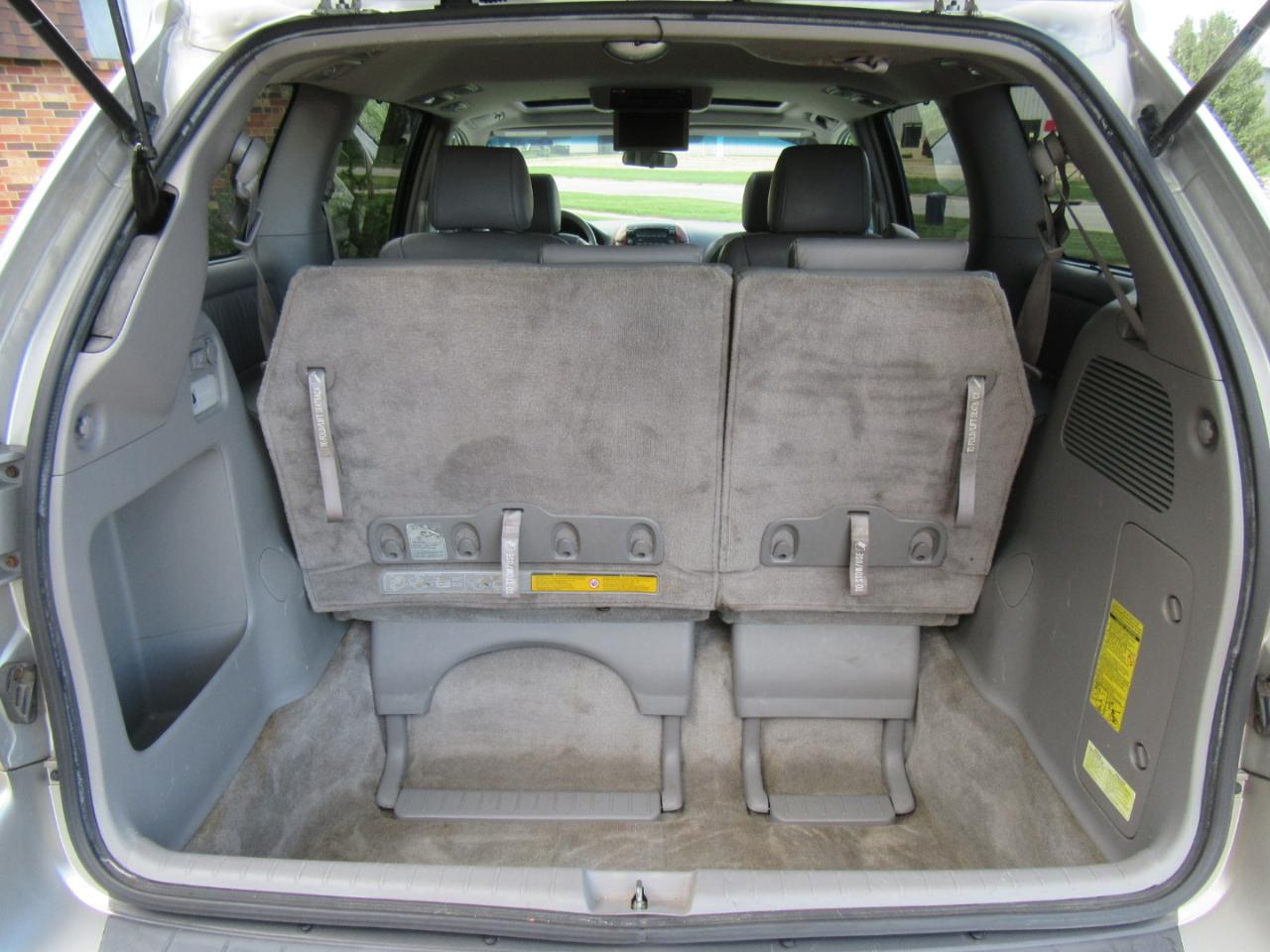 Toyota Sienna XLE 2008