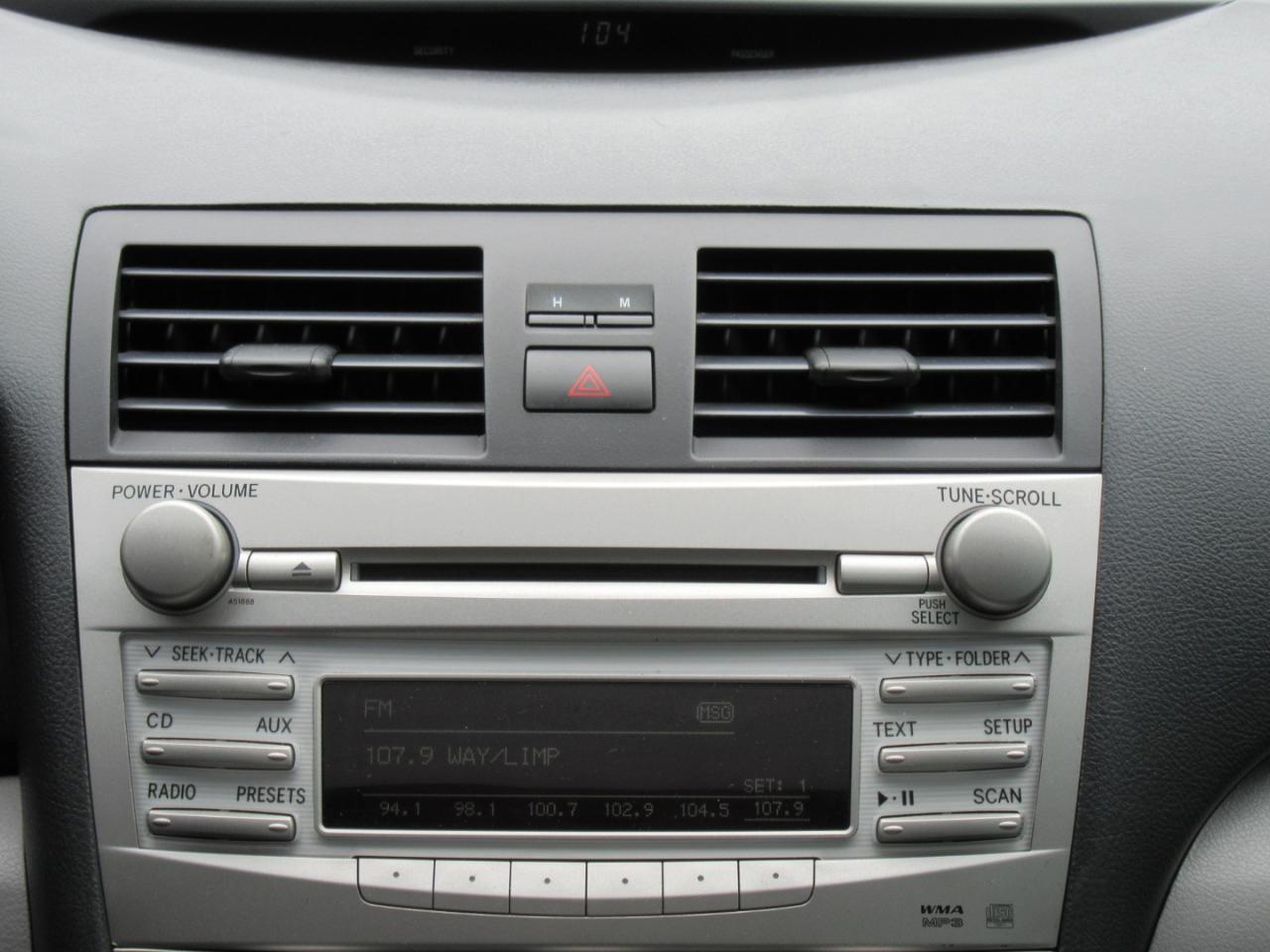 Toyota Camry SE 2011