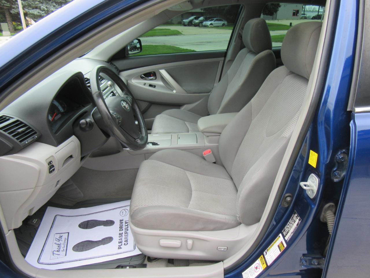 Toyota Camry SE 2011