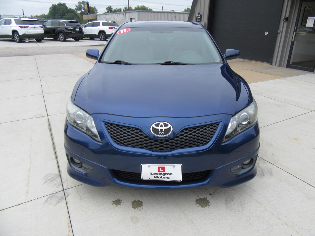 Toyota Camry SE 2011