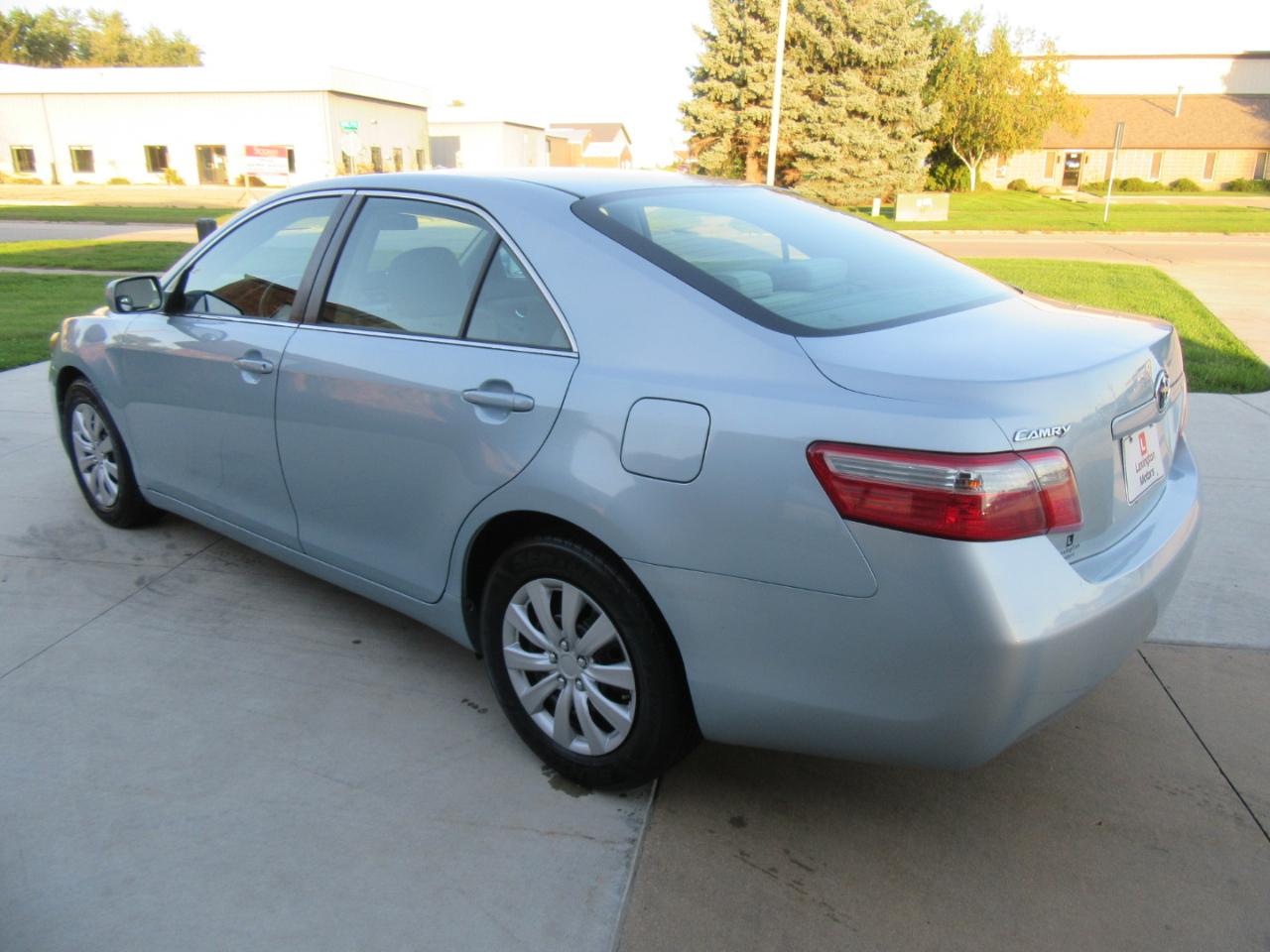 Toyota Camry LE 2009