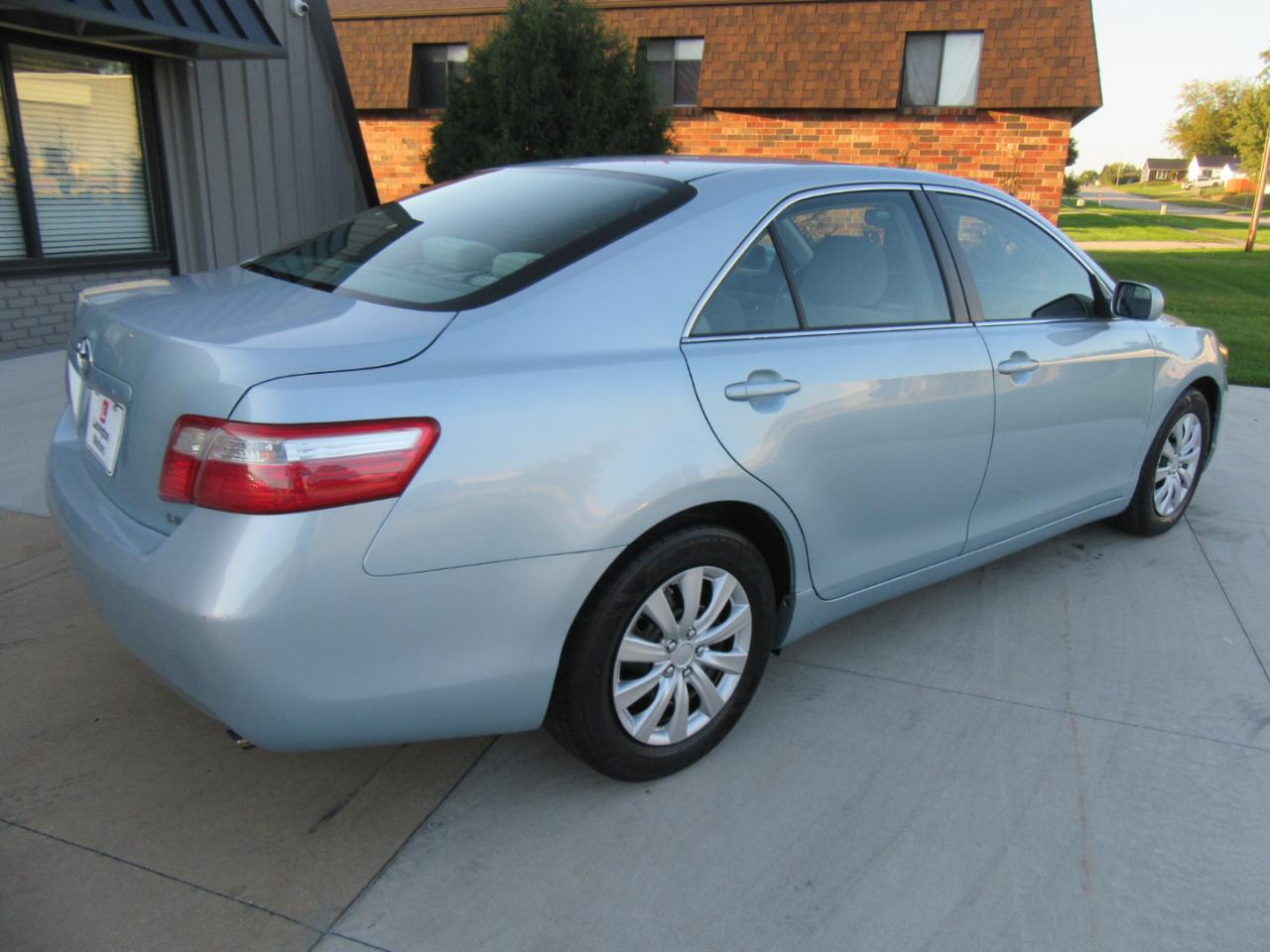 Toyota Camry LE 2009