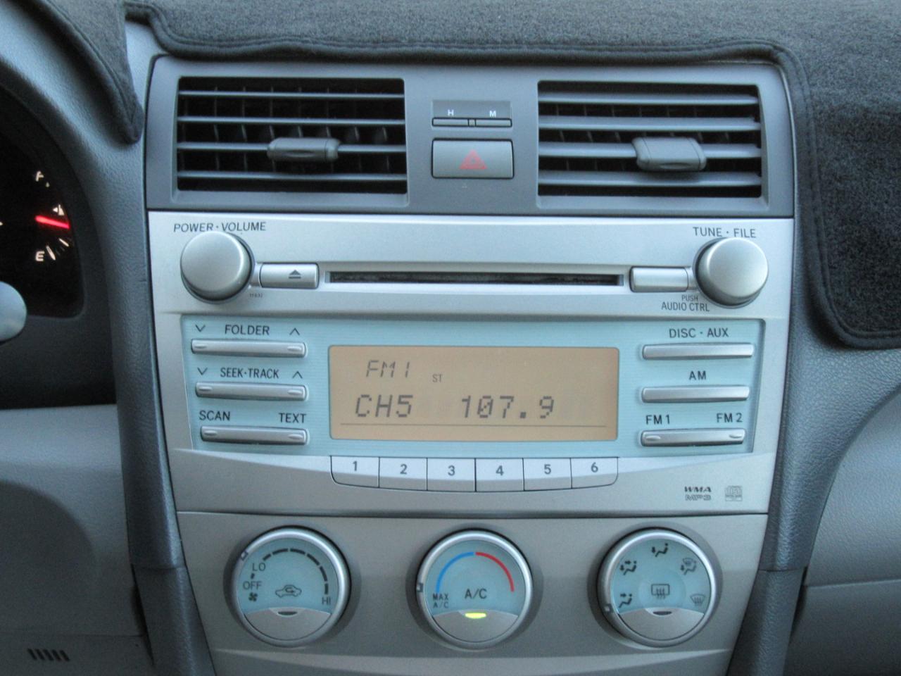 Toyota Camry LE 2009