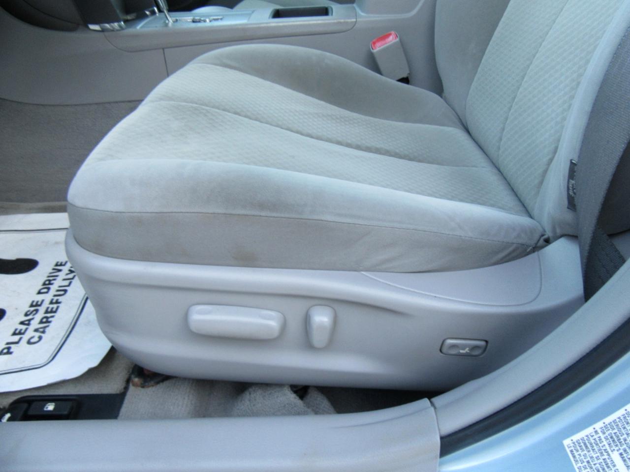 Toyota Camry LE 2009