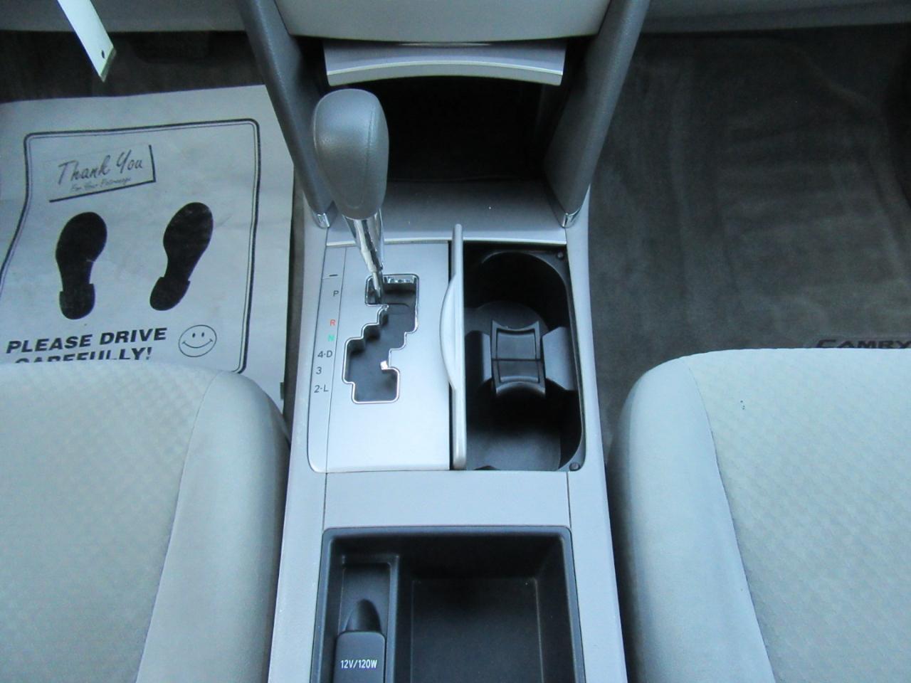 Toyota Camry LE 2009