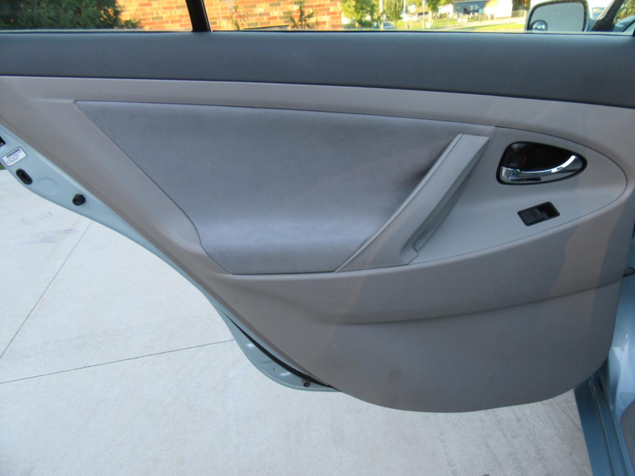 Toyota Camry LE 2009