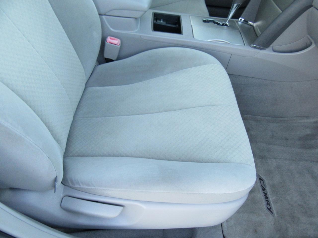 Toyota Camry LE 2009