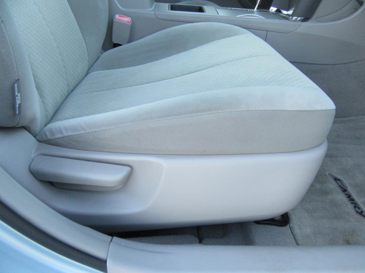 Toyota Camry LE 2009