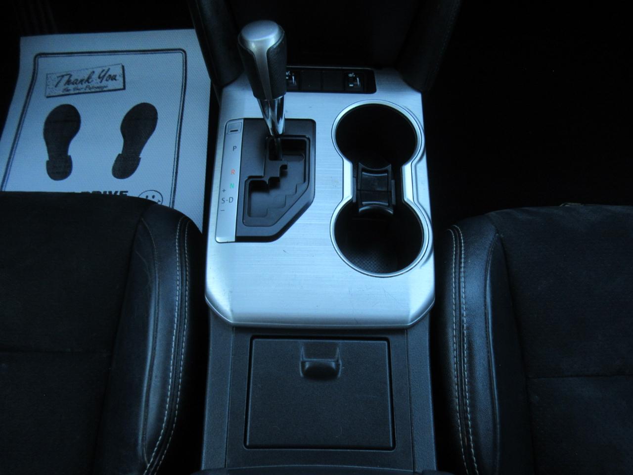 Toyota Camry SE V6 2012