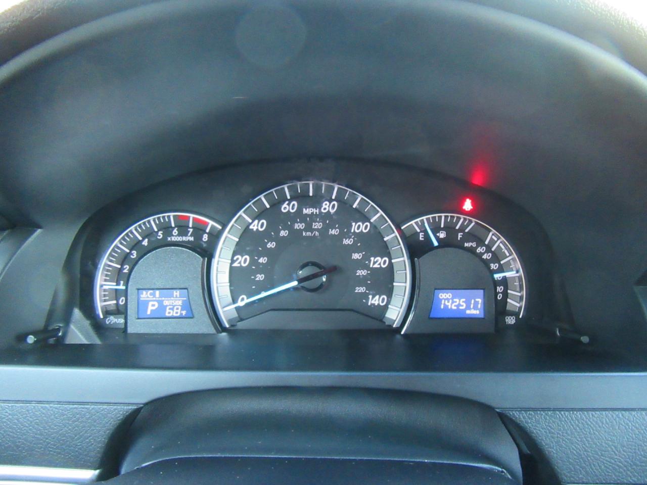 Toyota Camry SE V6 2012