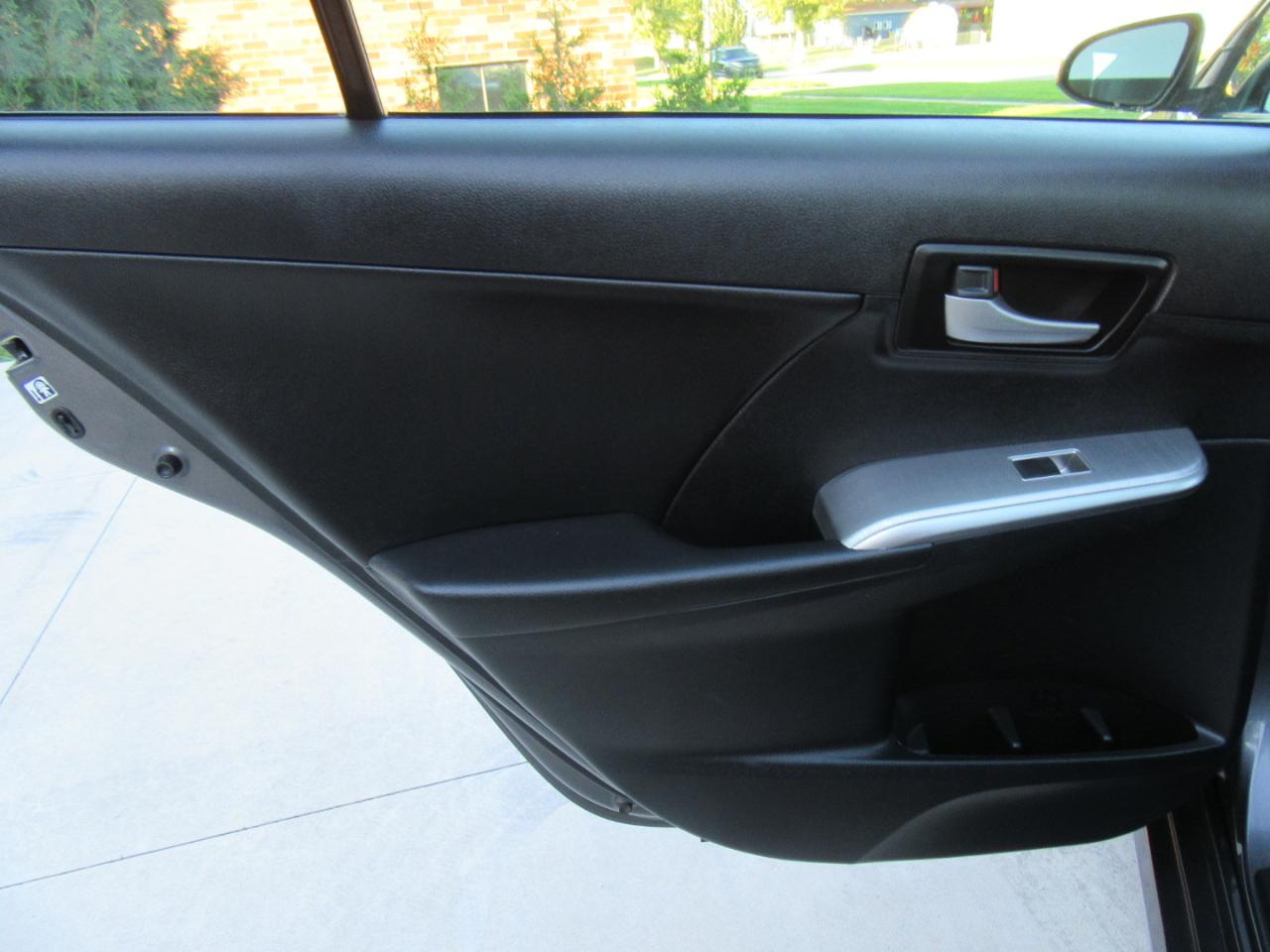 Toyota Camry SE V6 2012