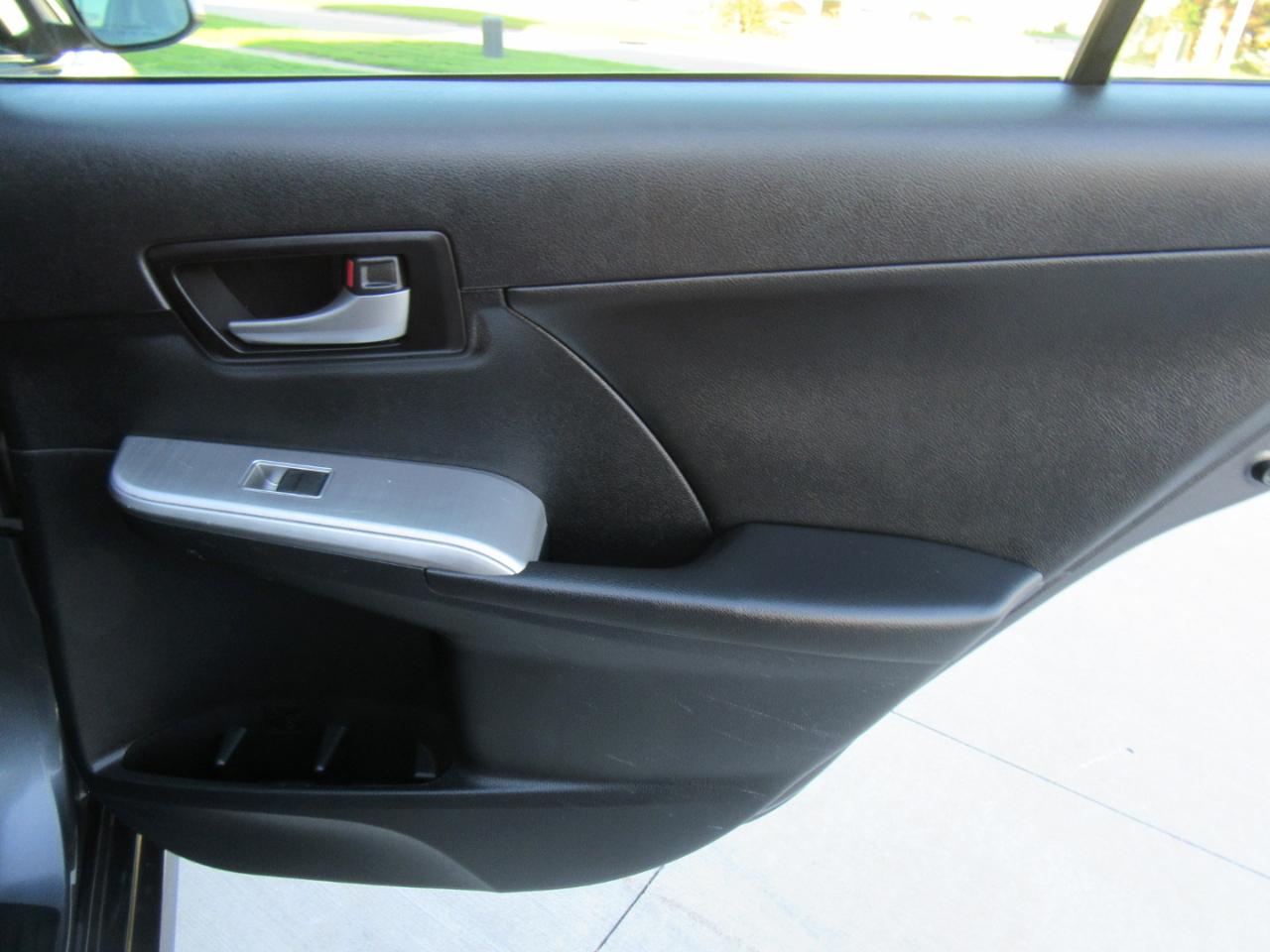 Toyota Camry SE V6 2012