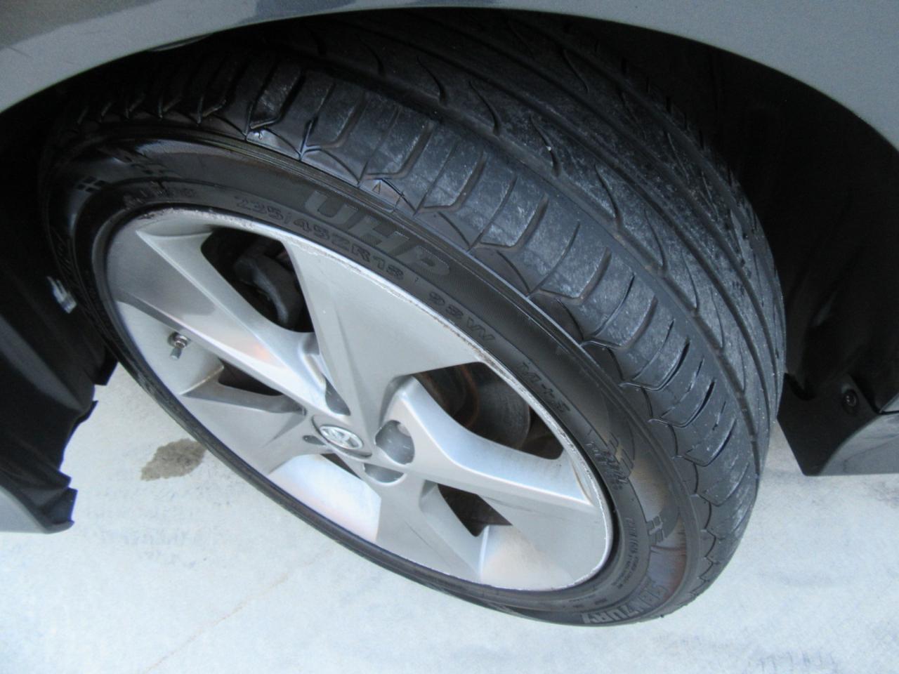 Toyota Camry SE V6 2012