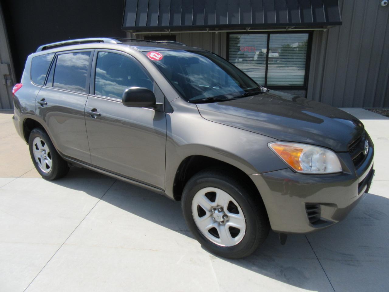 Toyota RAV4  2012