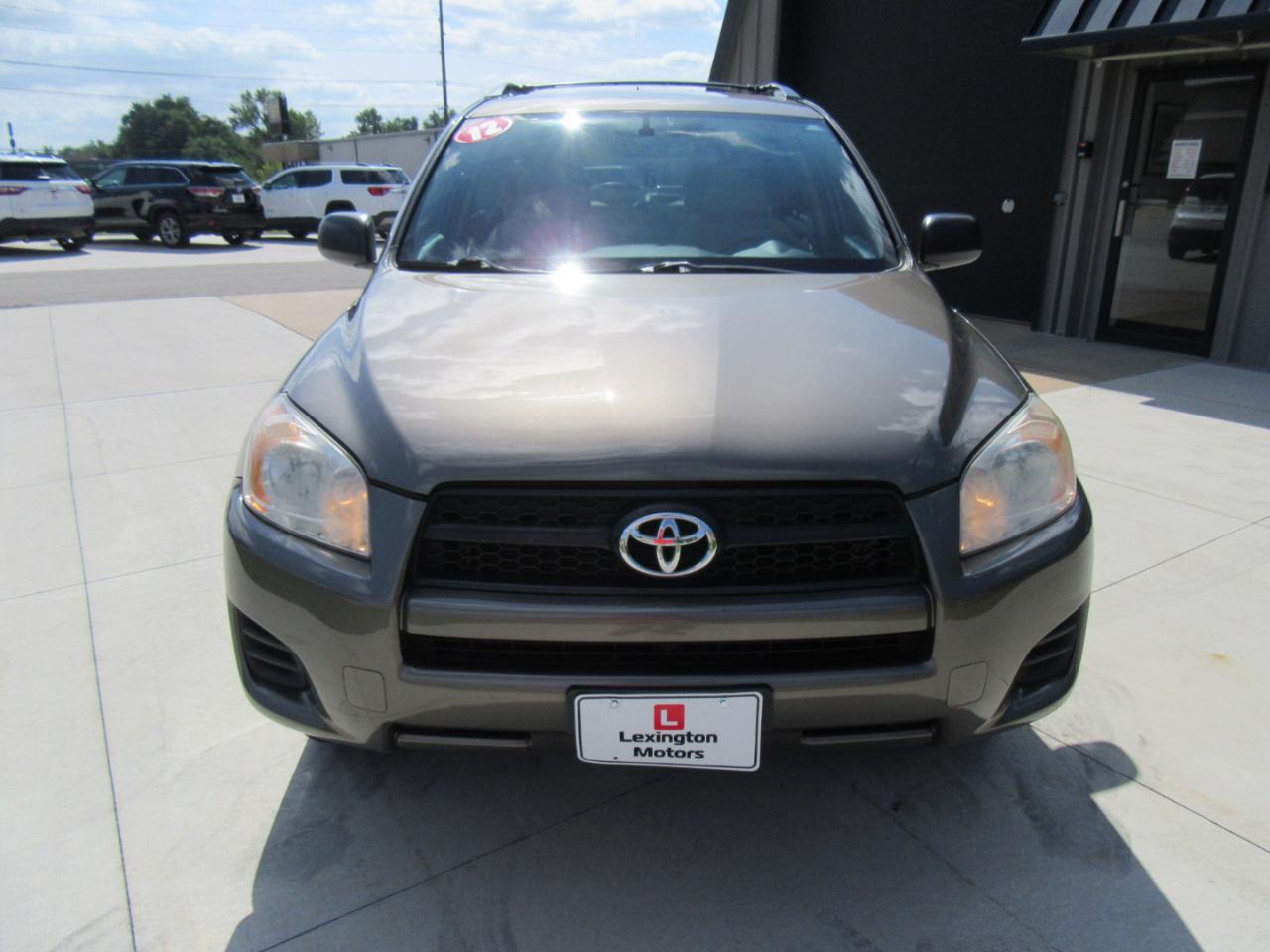 Toyota RAV4  2012