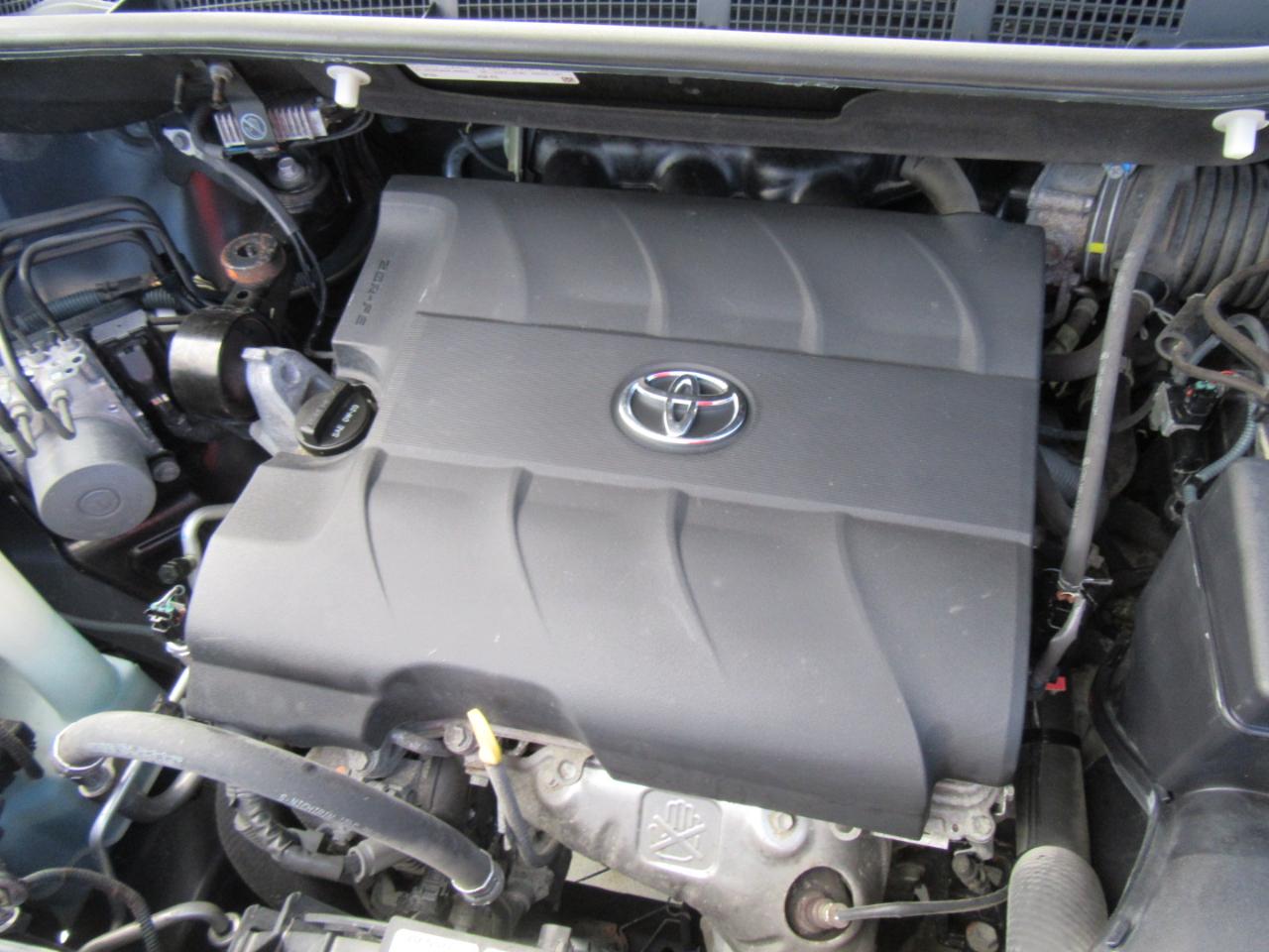 Toyota Sienna Limited AWD 7-Passenger V6 2015