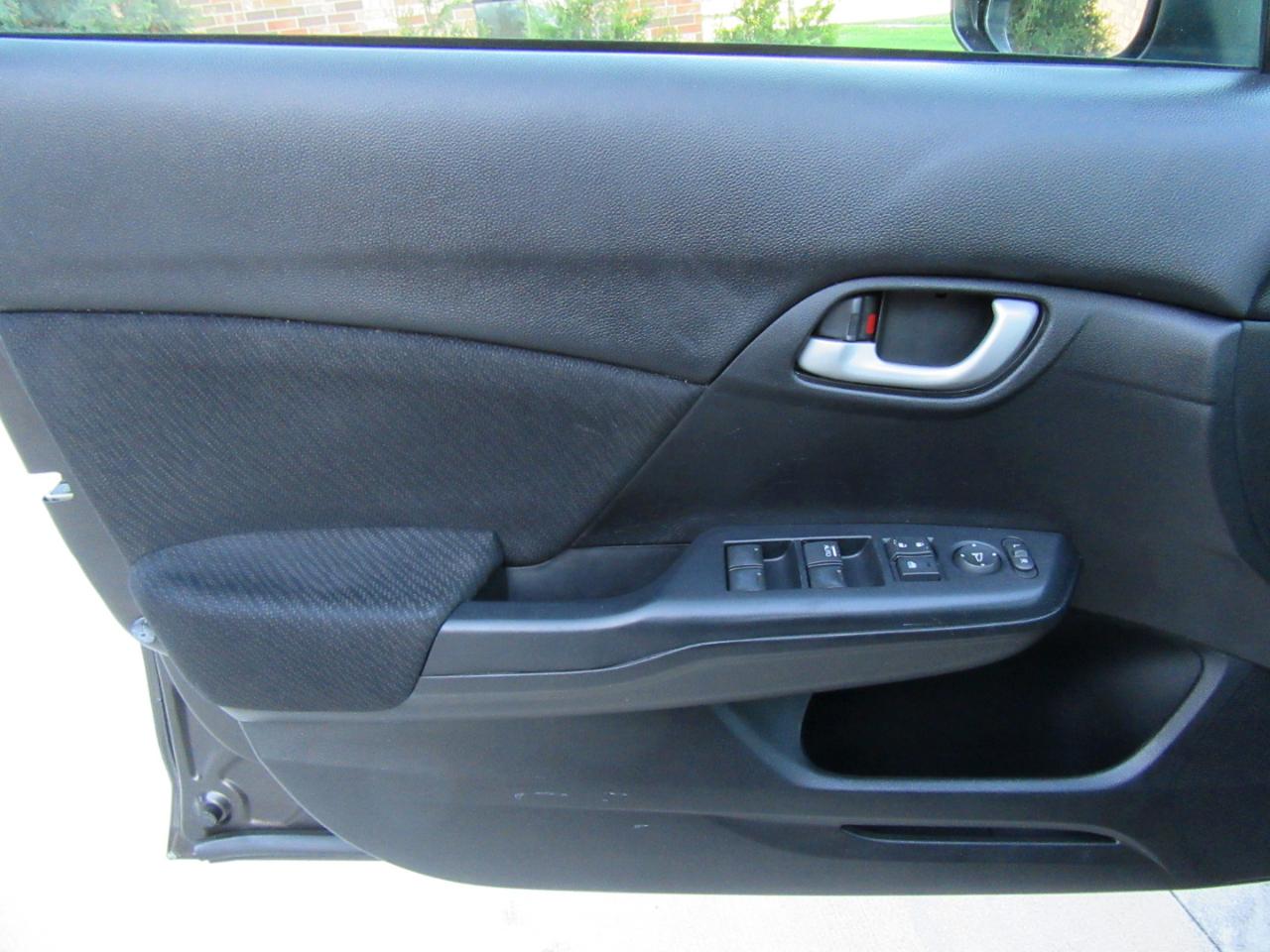 Honda Civic LX 2013