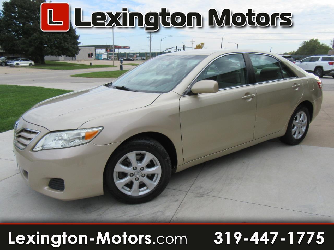 Toyota Camry LE 2011