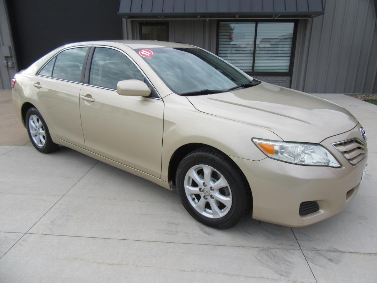 Toyota Camry LE 2011