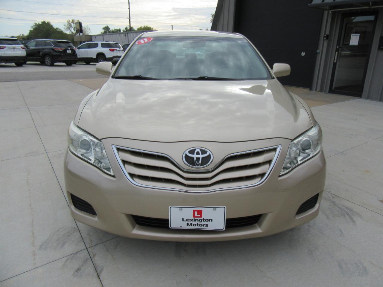 Toyota Camry LE 2011