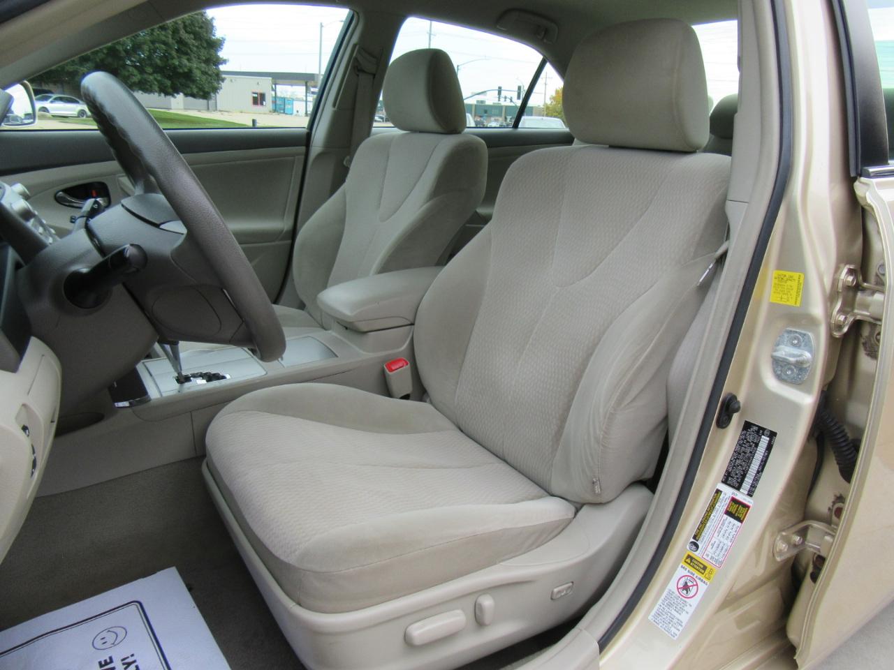 Toyota Camry LE 2011