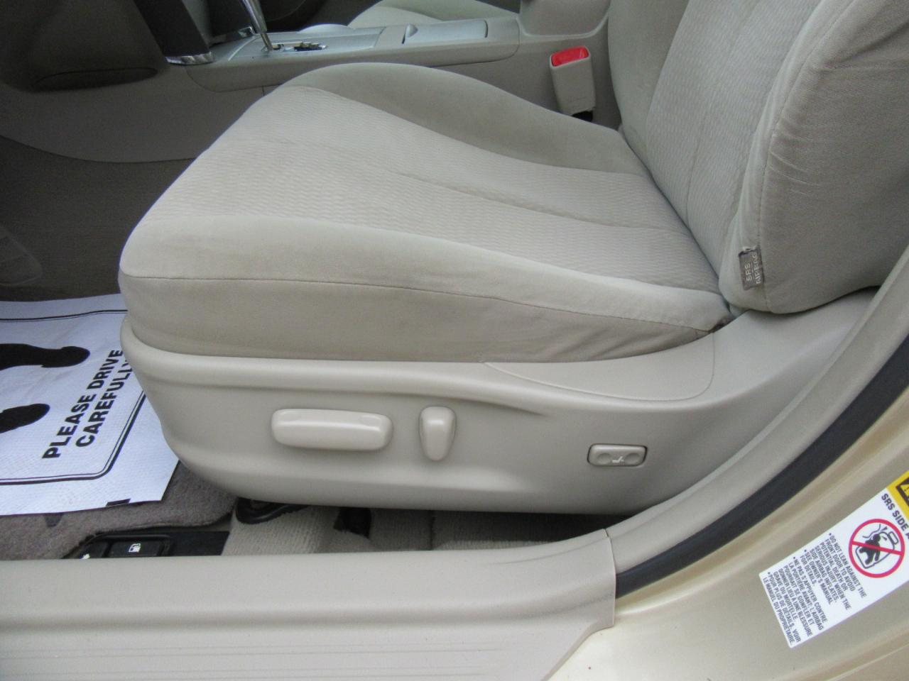 Toyota Camry LE 2011