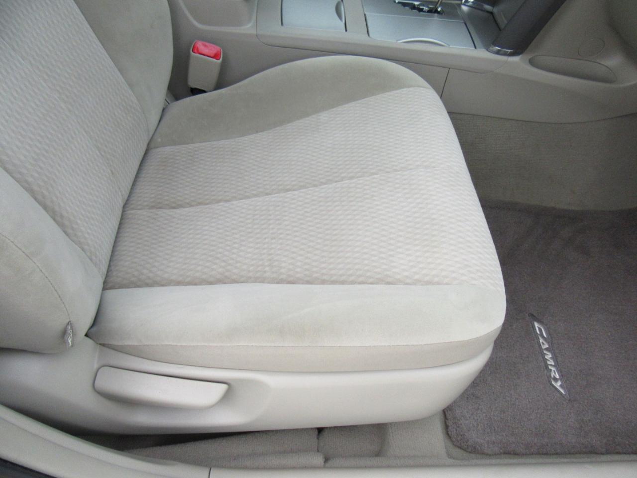 Toyota Camry LE 2011