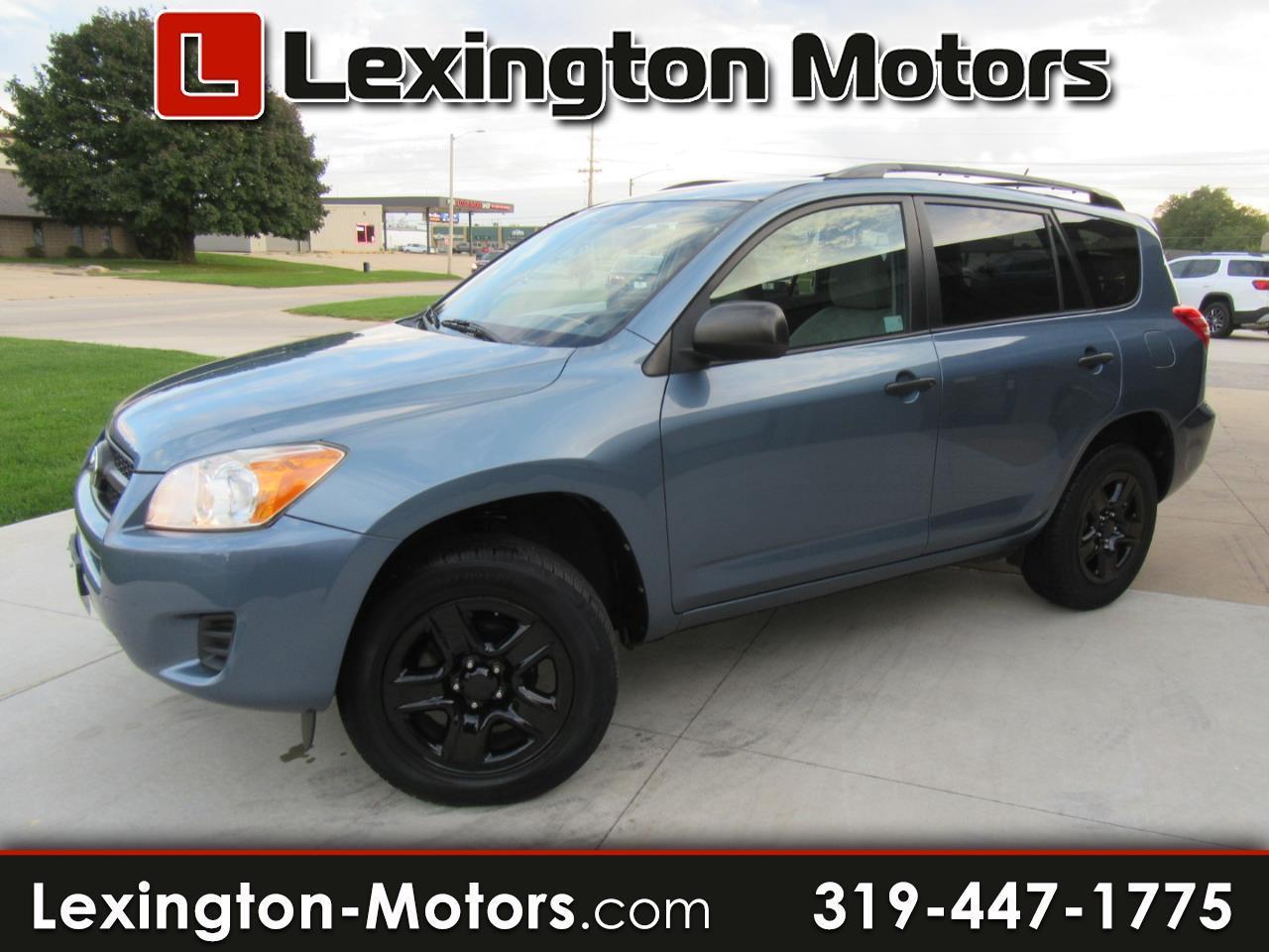 Toyota RAV4 Base 2010