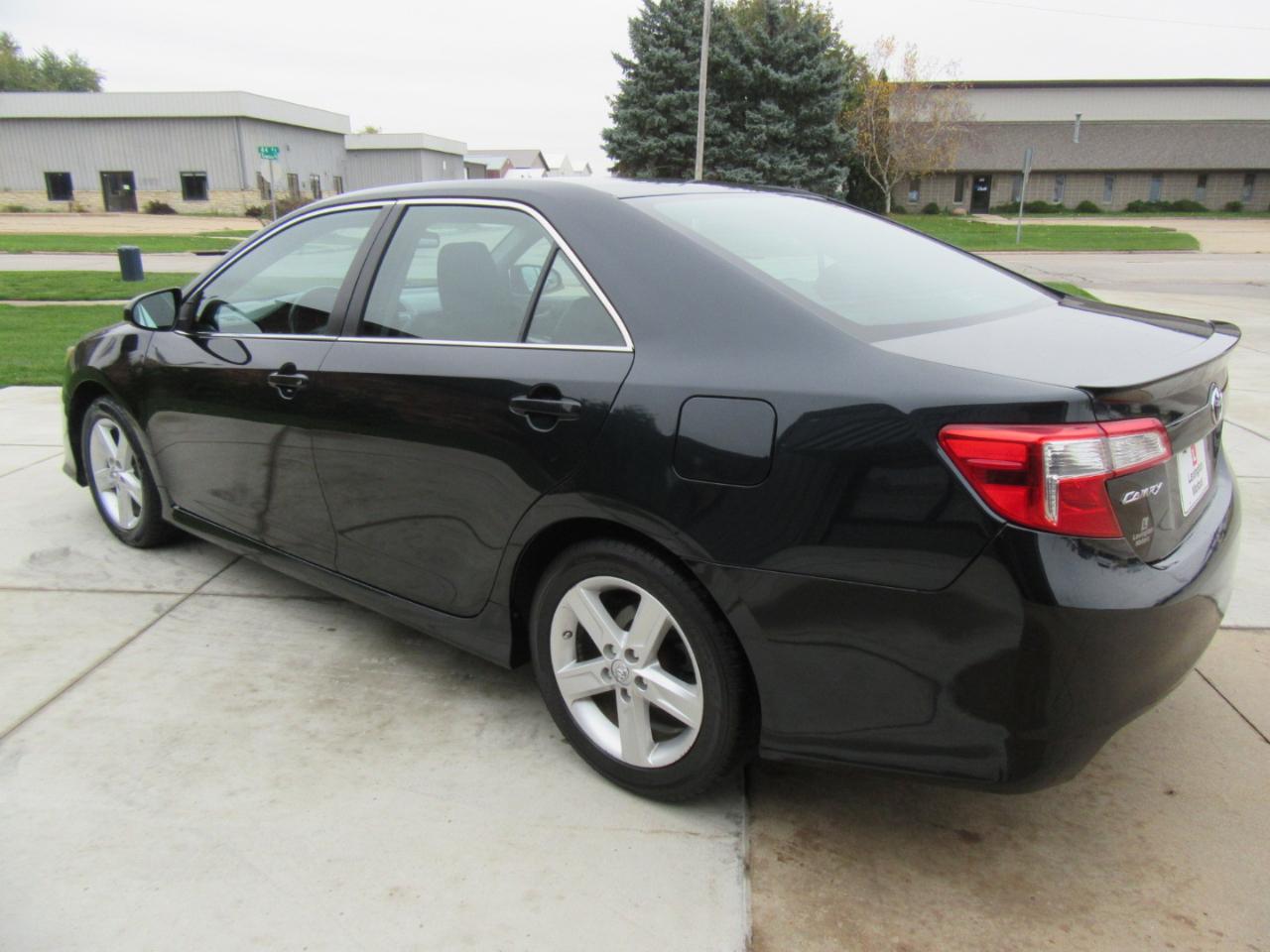 Toyota Camry SE 2014
