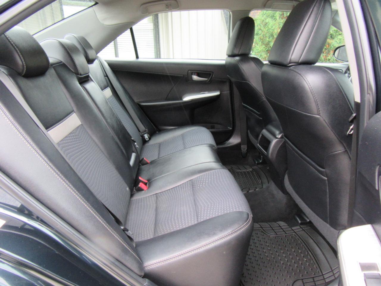 Toyota Camry SE 2014